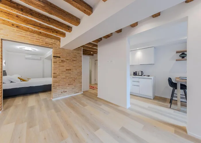 Ca' San Giacomo Canal View Venise