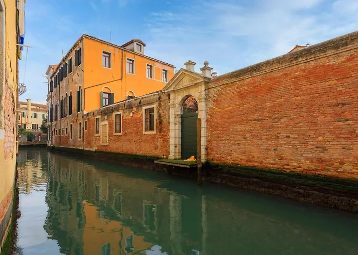 Ca' San Giacomo Canal View * Venise