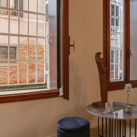 Ca' San Giacomo Canal View Velence