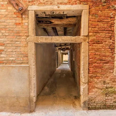 Ca' San Giacomo Canal View Velence